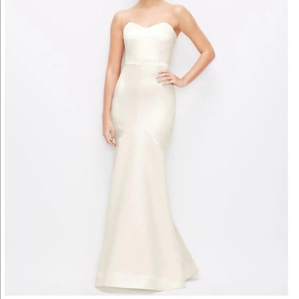 Ann Taylor New with Tags Wedding Dress in Size 14